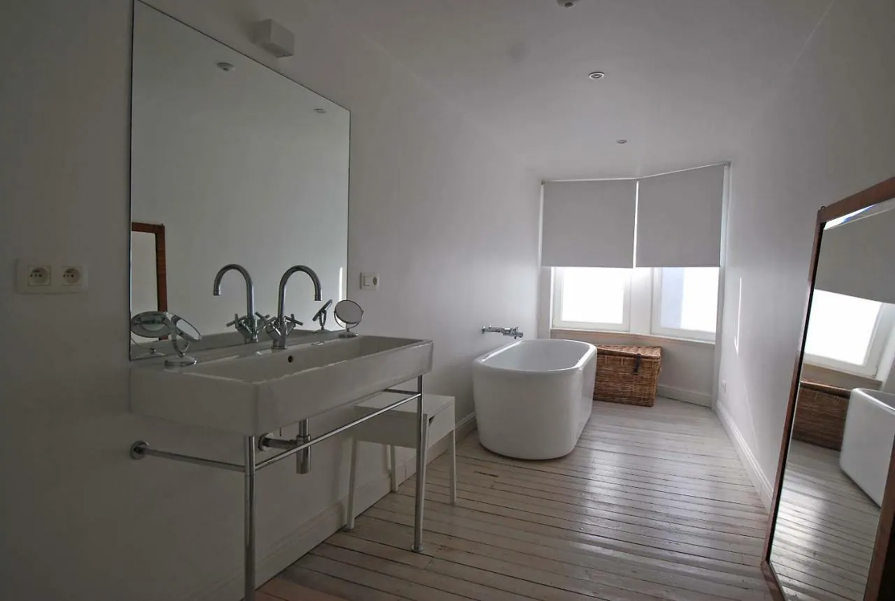Holiday home Uniek Art Deco Herenhuis Ostend