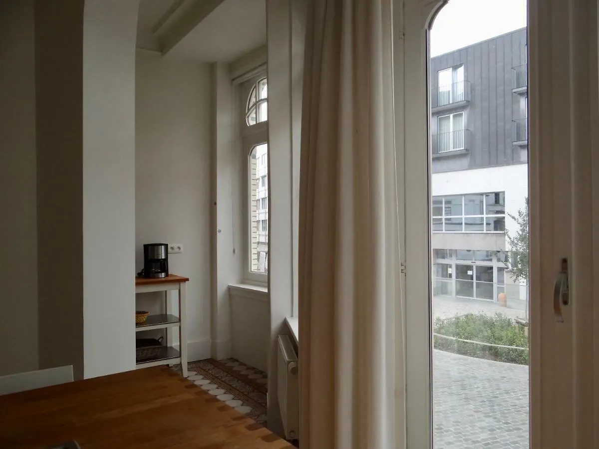 Uniek Art Deco Herenhuis Ostend 0*,